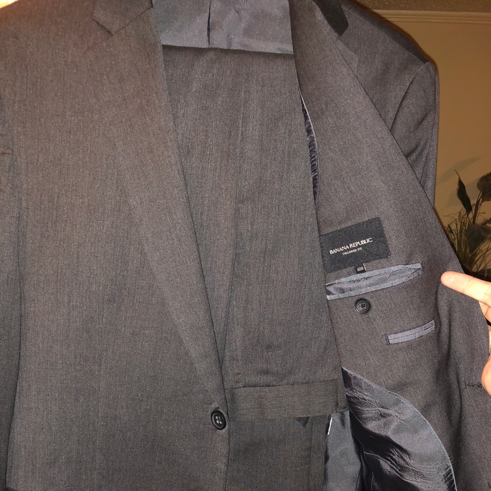 Banana Republic suit